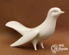 Скульптура "Взлетающая чайка"
